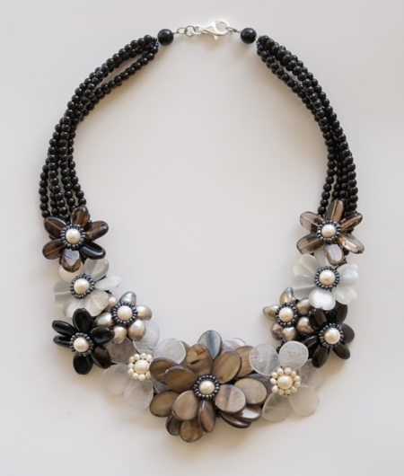 Collier Kette mit Onyx, Achat, Perlen und Perlmutt in braun, grau und weiß